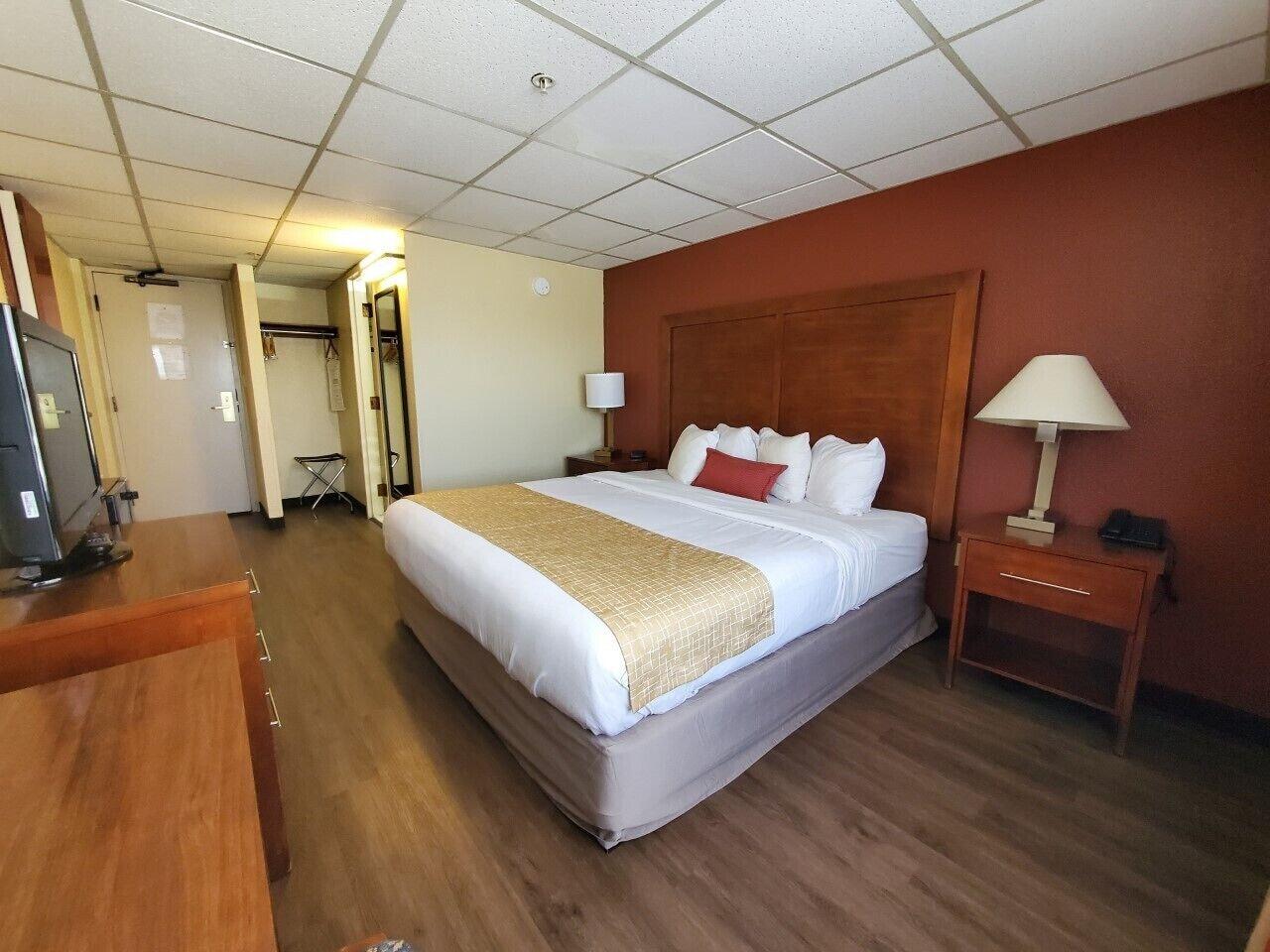 Ramada By Wyndham Downtown Spokane Exterior foto