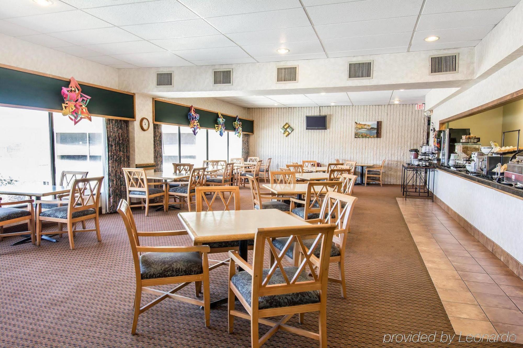 Ramada By Wyndham Downtown Spokane Exterior foto