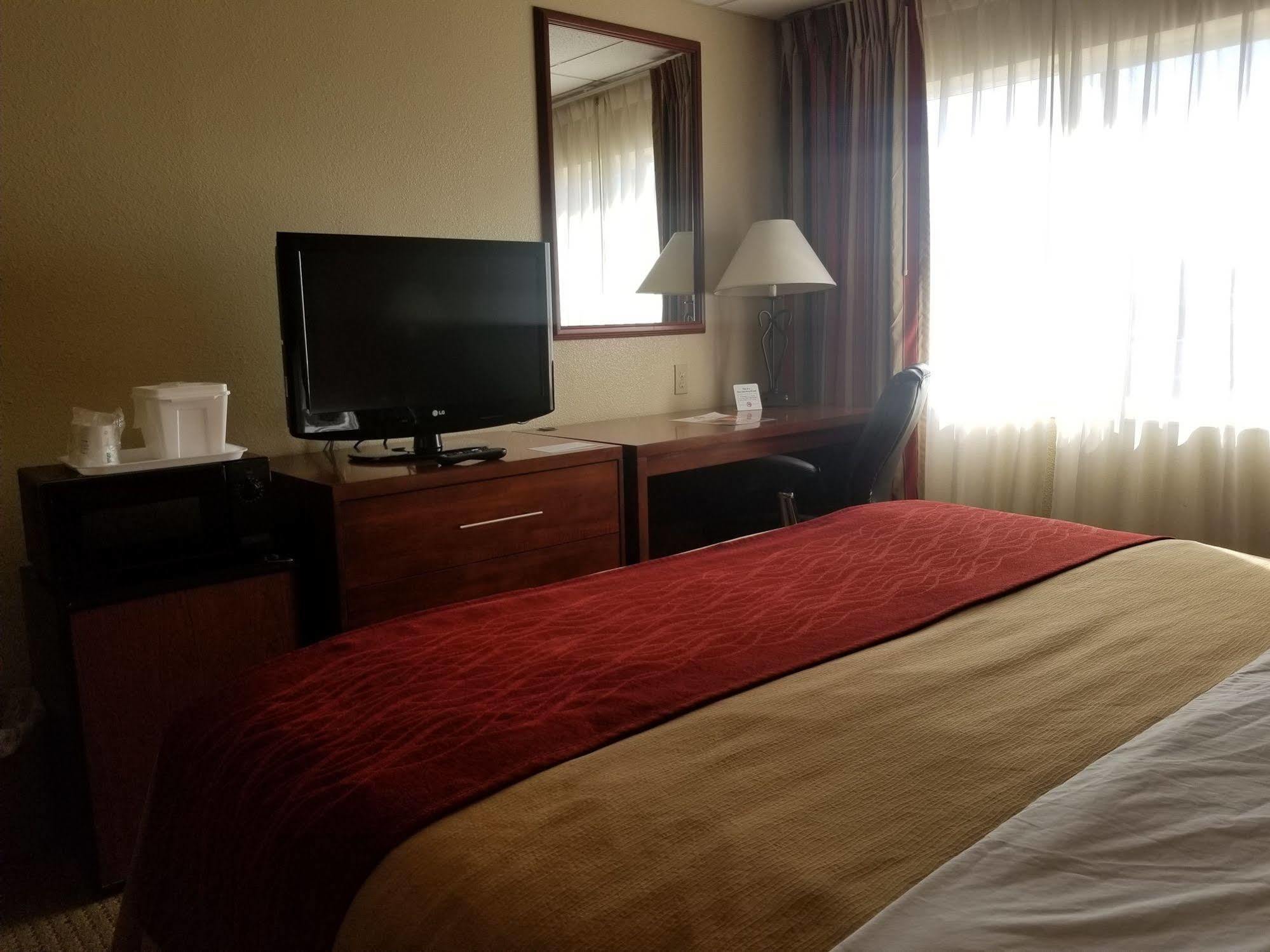 Ramada By Wyndham Downtown Spokane Exterior foto